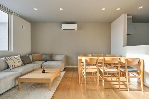 Higashimachi Apartment | 東川Hinna