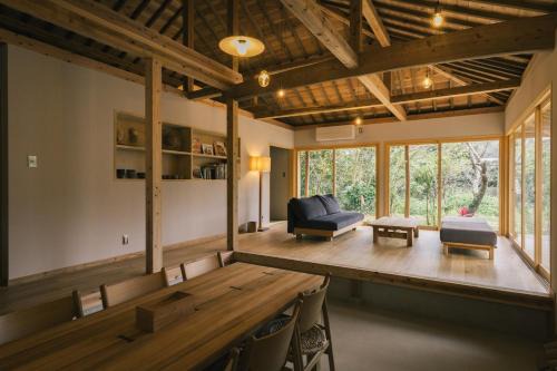 Kunigami Villa | 比地の宿