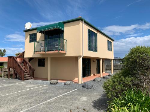 Kaikoura Apartment | 112 on Beach - Studio 3