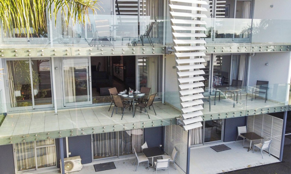 Paihia Apartment | 2 Bedroom Beach Frontage Apartment