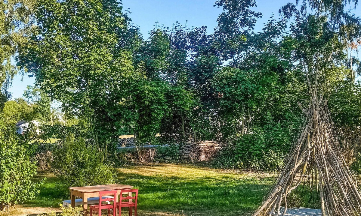 Hagaby House | 3 bedroom accommodation in LÖTTORP