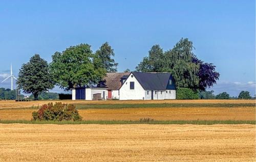 Hammenhog House | 3 Bedroom Cozy Home In Hammenhög