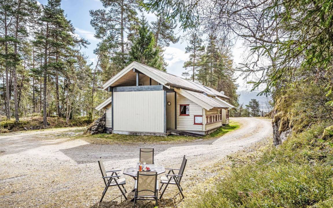 Balestrand Other | 76 m² Accommodation ∙ 2 bedrooms ∙ 5 guests