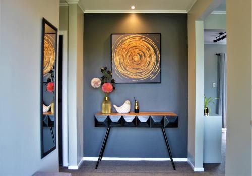 Springfield House | A designer's house (three bedroom holiday house)