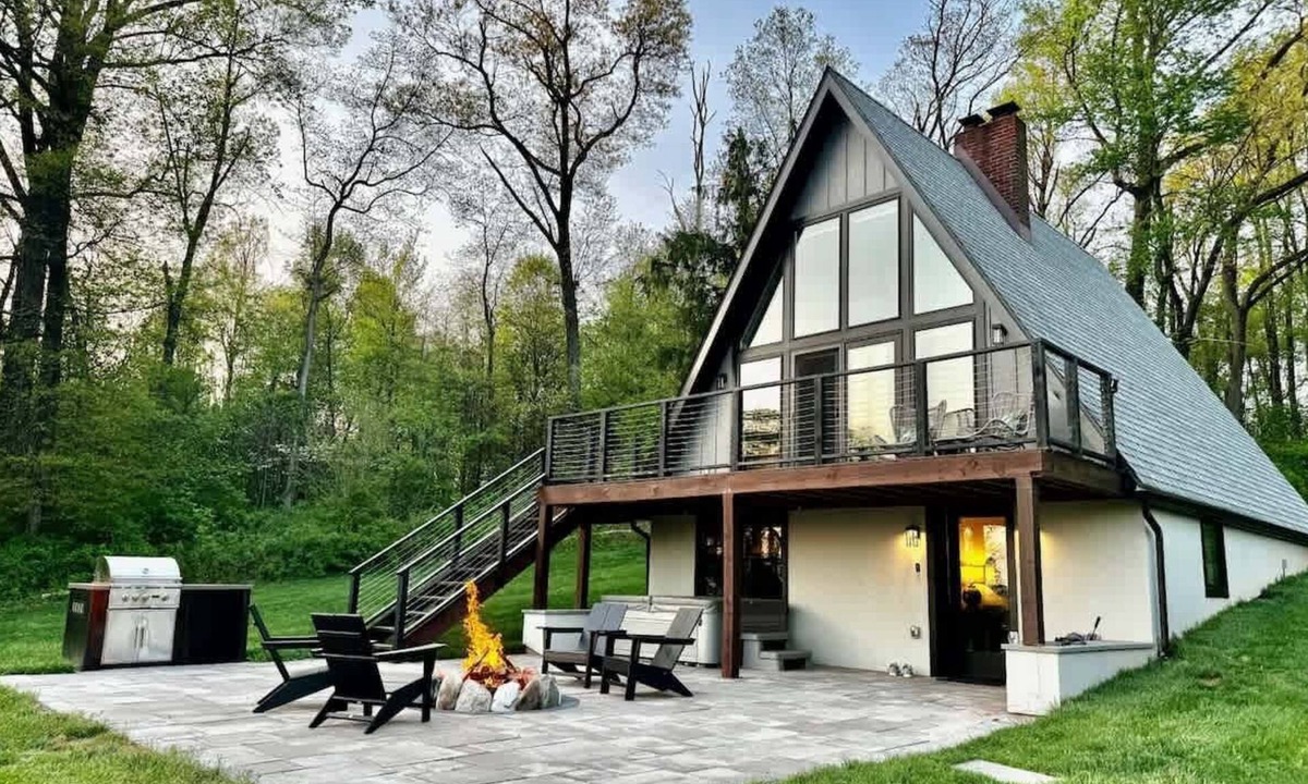 Birdsboro Ski Chalet | A-Frame Chalet: Fireplace, Hot Tub & Mountain Views