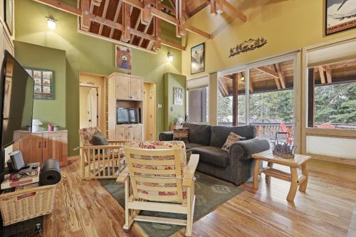 Bear Valley House | A-Frame Home with Deck & BBQ - VH223 cabin