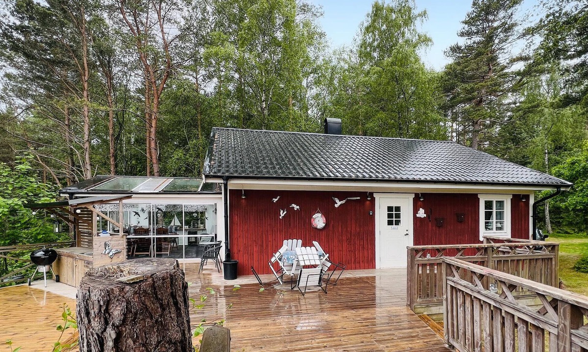Sotenas House | Amazing home in Uddevalla with WiFi