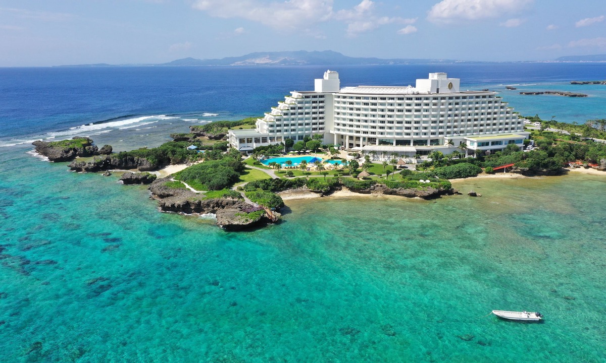 Onna Hotel | ANA InterContinental Manza Beach Resort by IHG