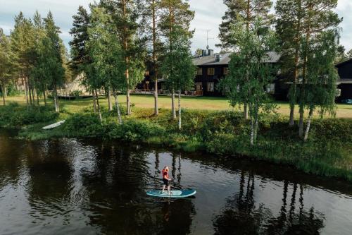 Tarendo Hotel | Arctic River Lodge