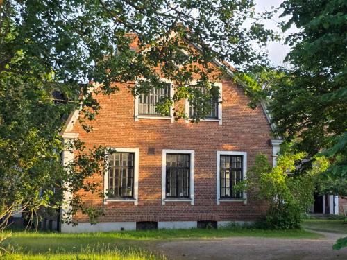 Tosteberga Apartment | Artist eremitage Leonora - Historic schoolhouse apartment