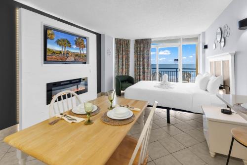 Myrtle Beach Apartment | Atlantica Beachfront Condo w Private Balcony