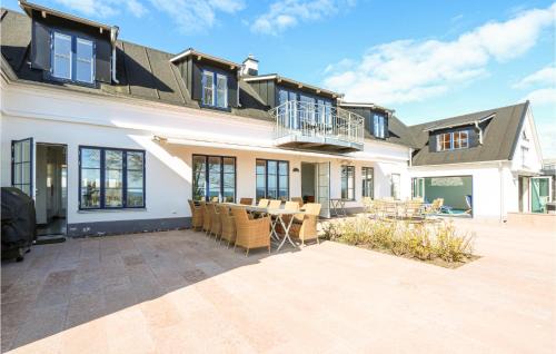 Brantevik House | Awesome Home In Brantevik With Sauna