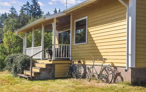 Mocklehult House | Awesome Home In Lenhovda With Wifi