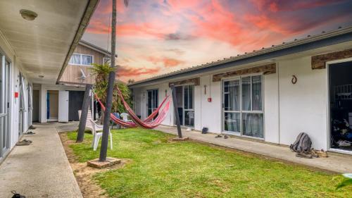 Kaitaia Cabin | Beachcomber Lodge & Backpacker