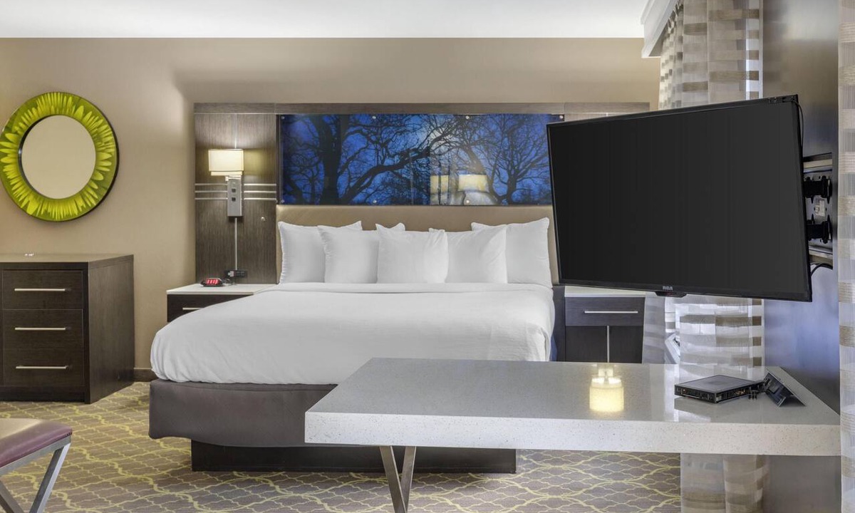 Clemson Hotel | Best Western Plus Clemson Hotel & Conference Center