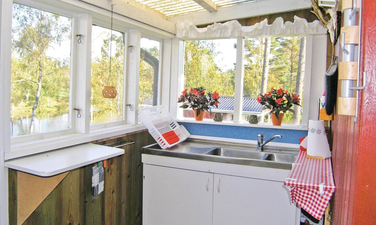 Vaggeryd House | Bright, high and small house in pretty nature.