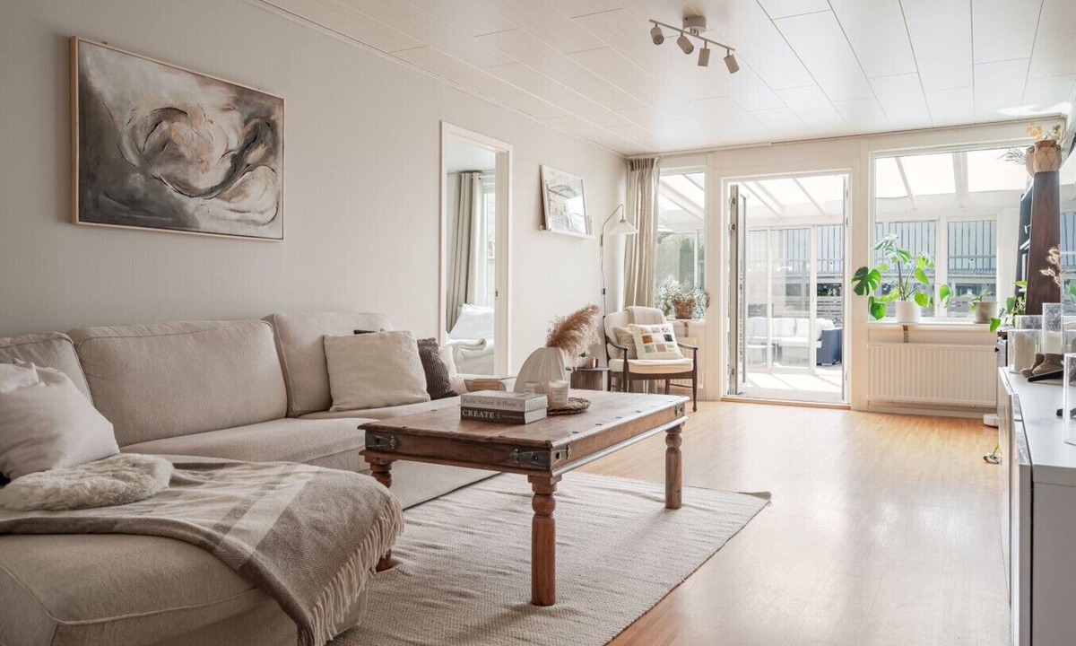 Nyfors House | Calm and Comfortable 3BR Family Home with BBQ and Shared Pool