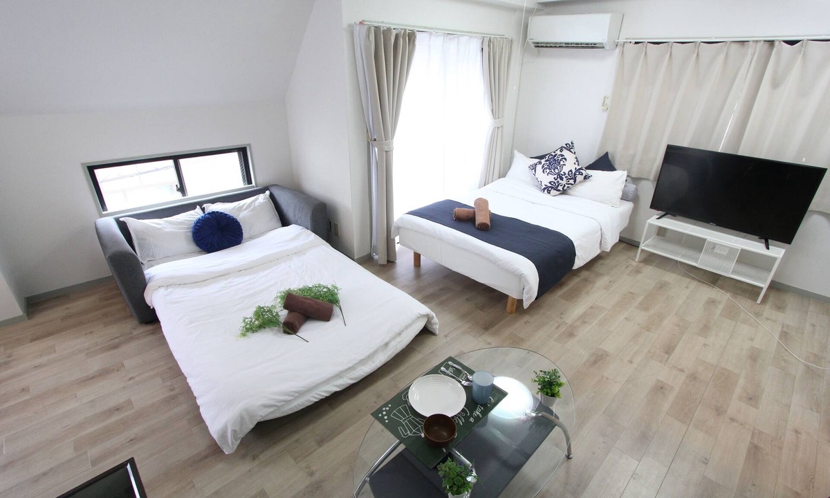 Nakano Apartment | Central Nakano Location | Walk to Sun Mall & Broadway | 6min to Shinjuk (302)