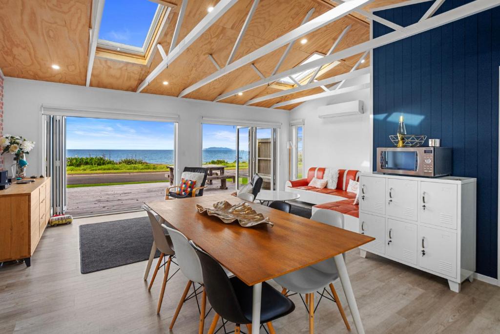 Whiritoa House | Changing Sands - Whiritoa Holiday Home
