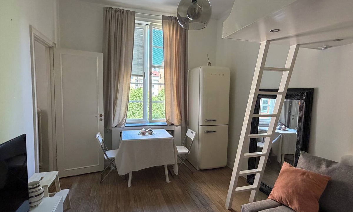 Norrmalm Apartment | Charming loftstudio - perfect citystay