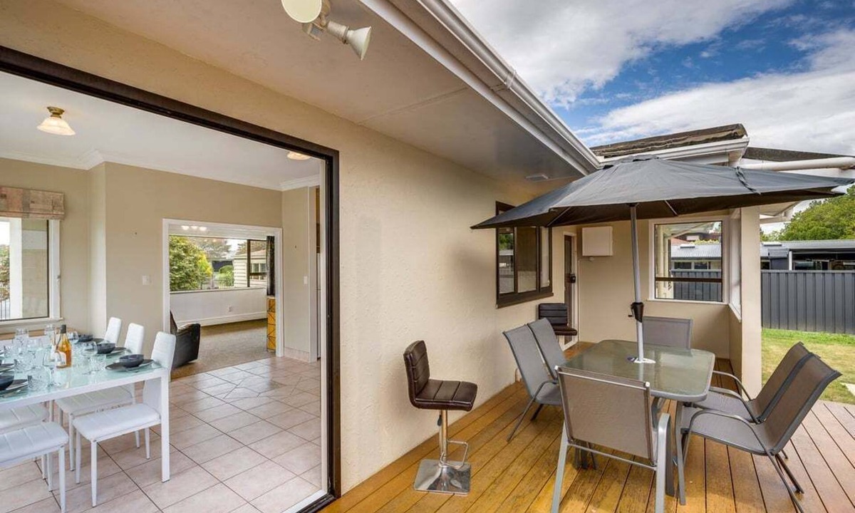 Taradale House | Charming on Cambridge