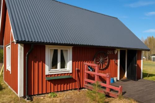 Motala House | Charming Swedish Summer Cottage - Happy Rentals