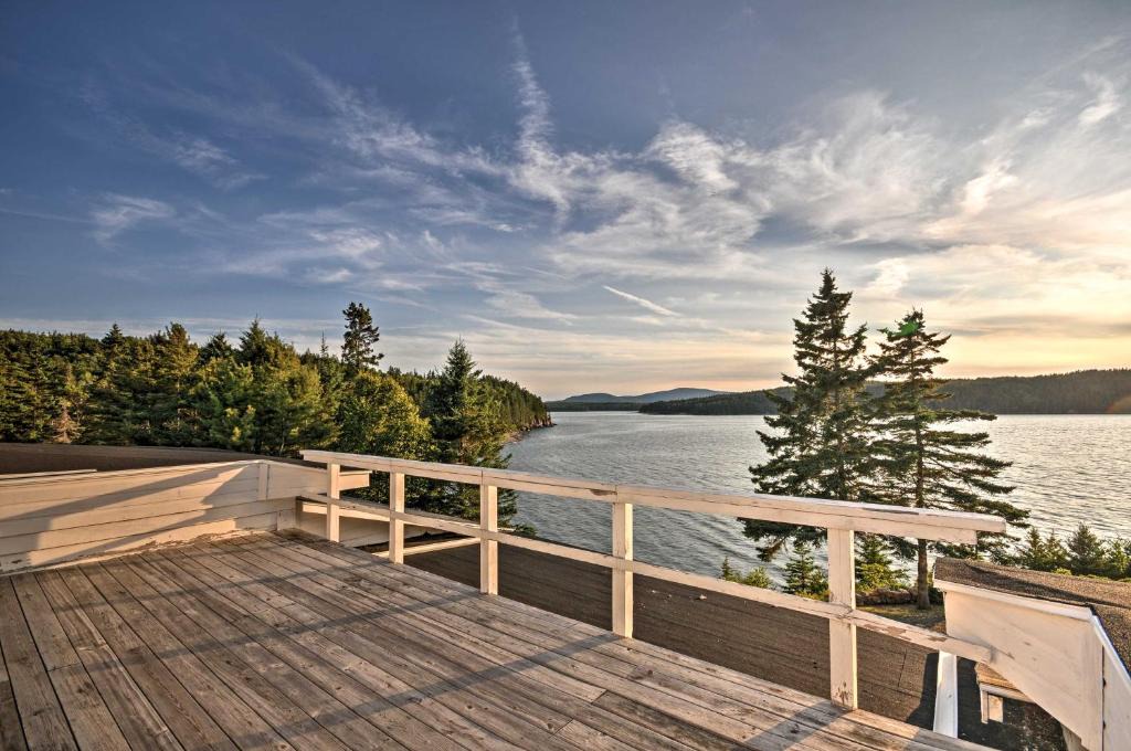 Winter Harbor House | Charming Waterfront Winter Harbor Cottage with Views!