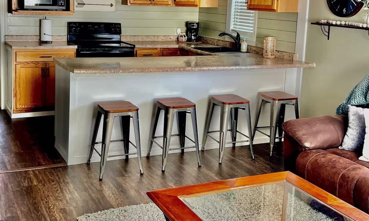 Newton House | Comfortable Home on 5th