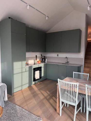 Listarum House | Cozy house in quiet Vik near golf courses & the sea