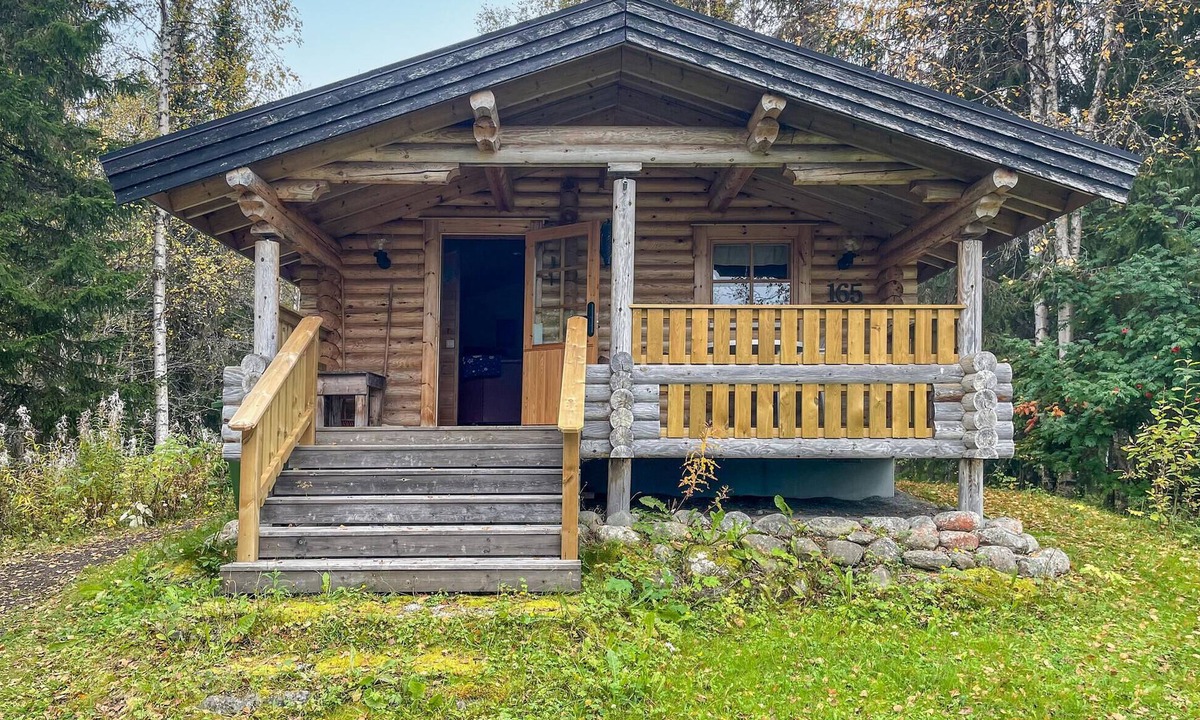 Follinge House | Cozy, small half-timbered house on a small hill overlooking Lake Gysen.