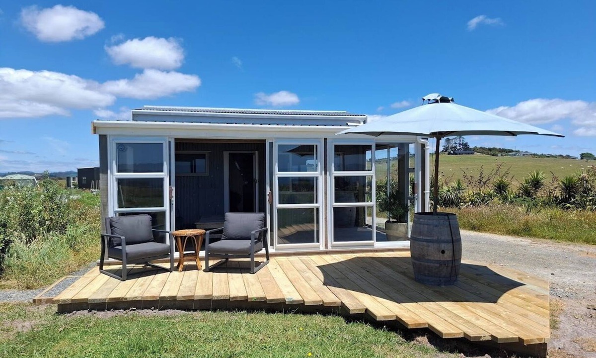 Far North District Cabin | Cozy Tiny-Cabin Retreat (Nature Escape)