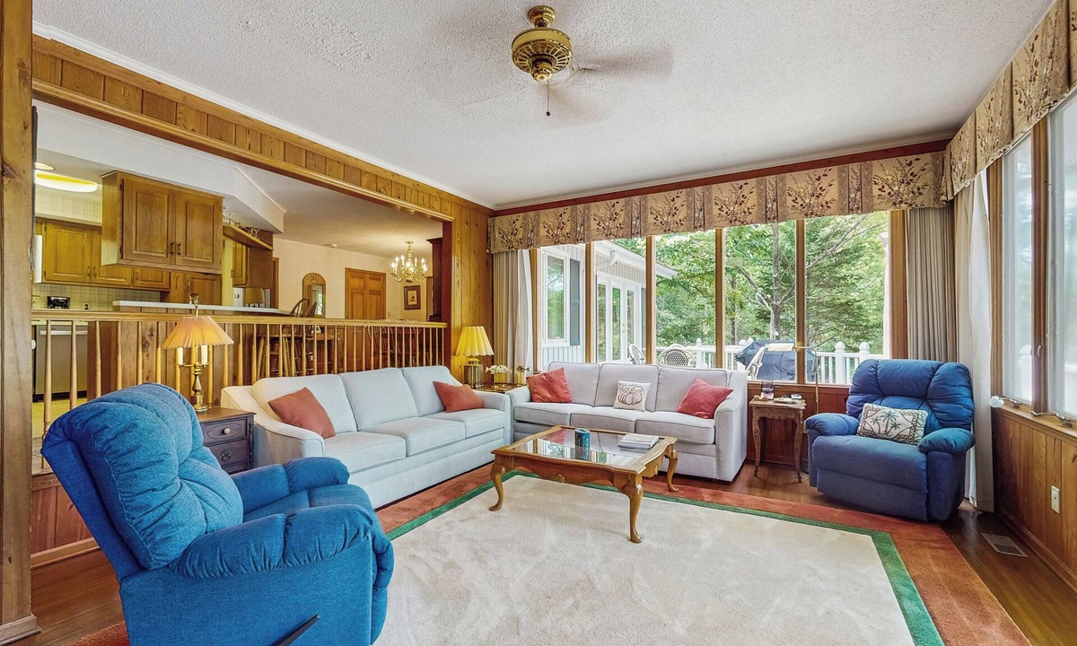 Conway House | Deck & Private Dock! Waccamaw River Retreat