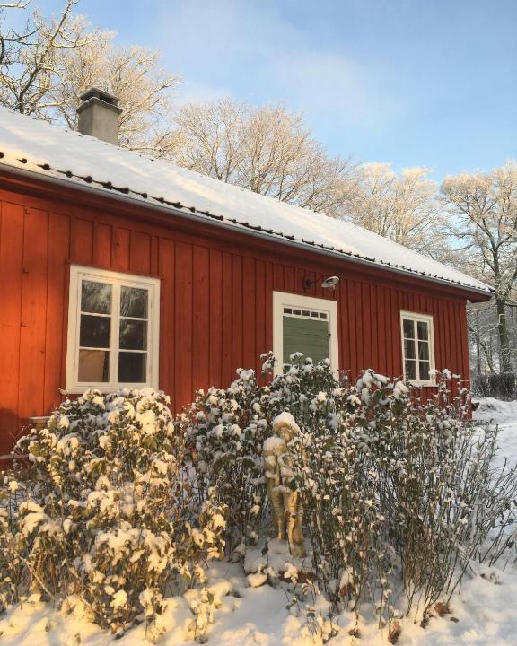 Broddetorp Villa | Dränghuset