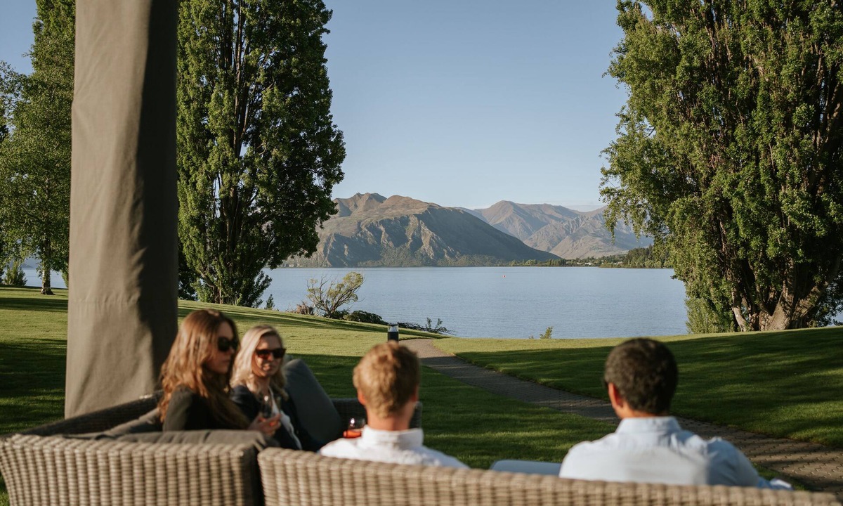 Wanaka Hotel | Edgewater