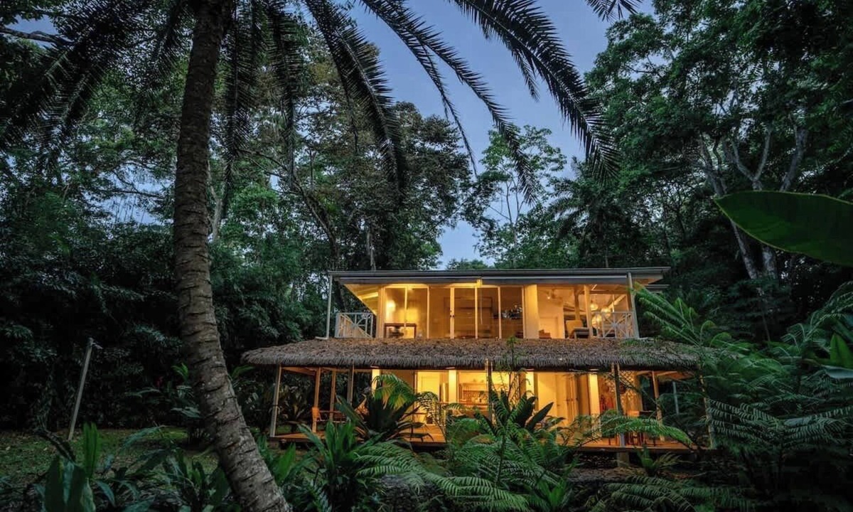 Manzanillo House | El Oasis Beachfront - Oceanfront Escape