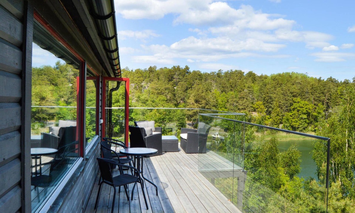Dalaro House | Enjoy relaxing baths in the jacuzzi with sea view in this vacation home.