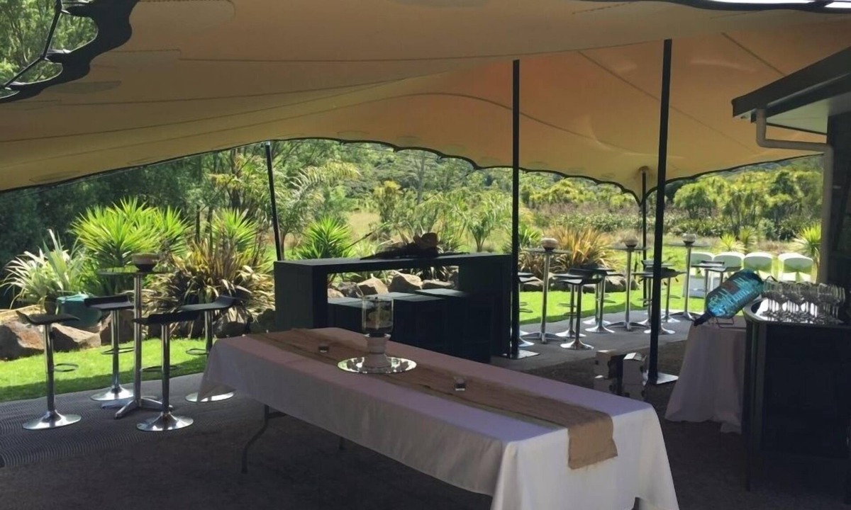 Waitakere Cabin | Flaxmere House - Luxury Accommodation and Venue