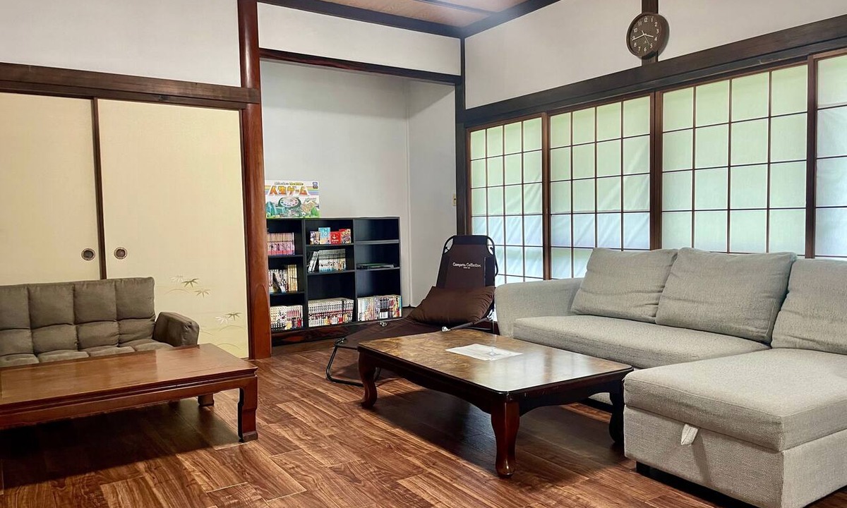Shimonoseki House | Goodies Ella