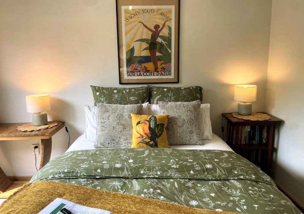 Hamilton North Apartment | Gully hideaway apartment