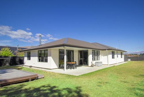 Lake Hawea House | Hāwea Home Haven