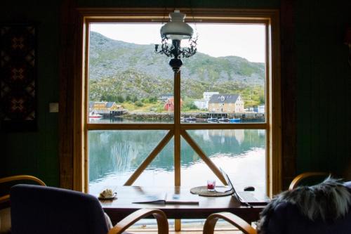 Skrova House | Heimbrygga Restaurant & Accommodation