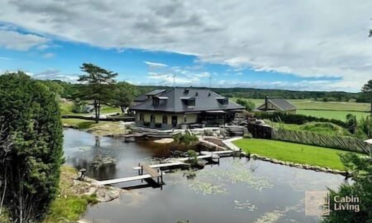 Stromstad House | High-standard villa near Strömstad with jacuzzi, grill & large terrace