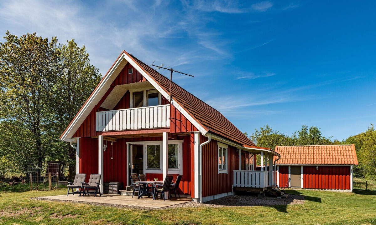 Laholm Ski Chalet | Holiday accommodation with great nature experience near Laholm | SE02090