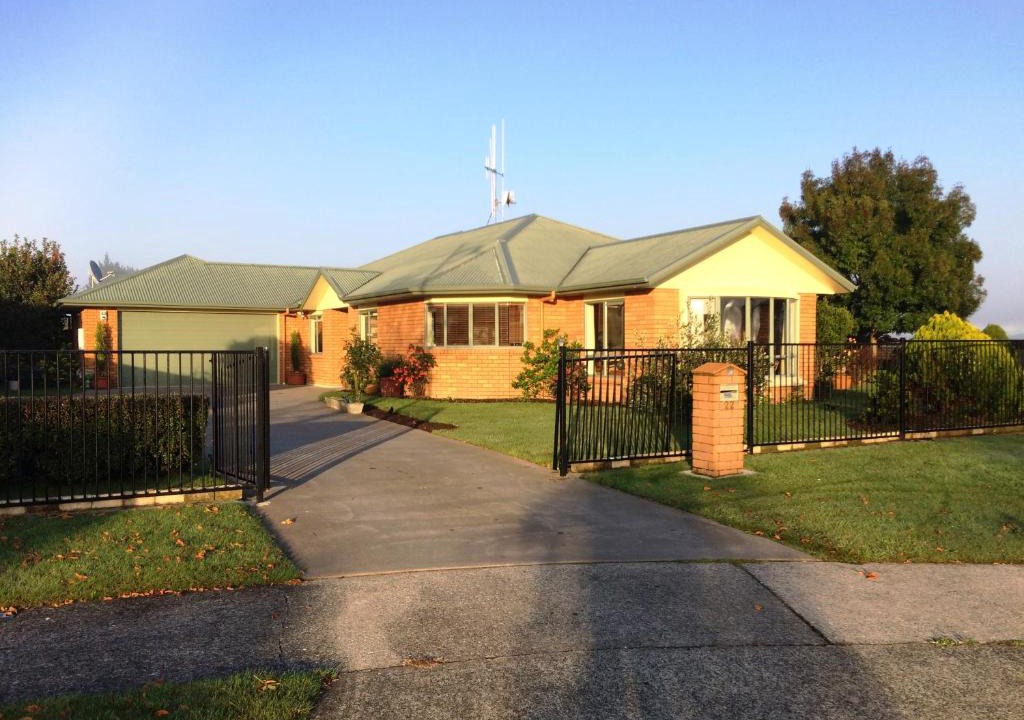 Hamilton Bed & Breakfast | Home Hospitality Hamilton