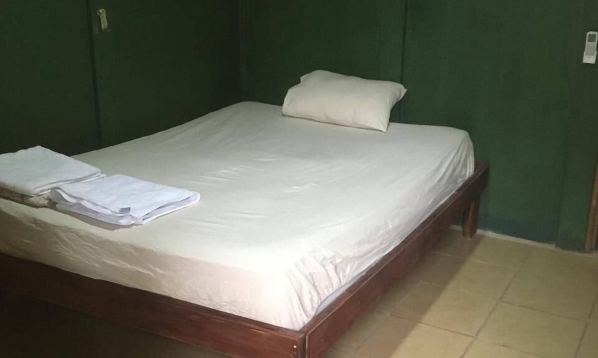 Santa Barbara Hotel | HOSTEL MAKTUB