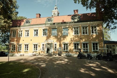 Skovde Hotel | Knistad Herrgård