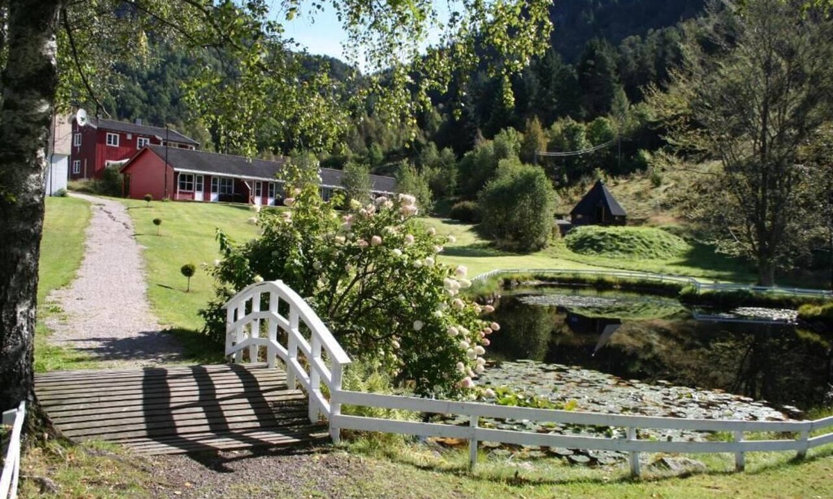 Lyngdal Hotel | Kvåstunet