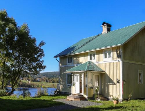 Ramvik House | Lakeside House, Storstugan