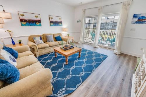 Central Myrtle Beach House | Large 3BR Private Condo Magnolia Pointe Pools!