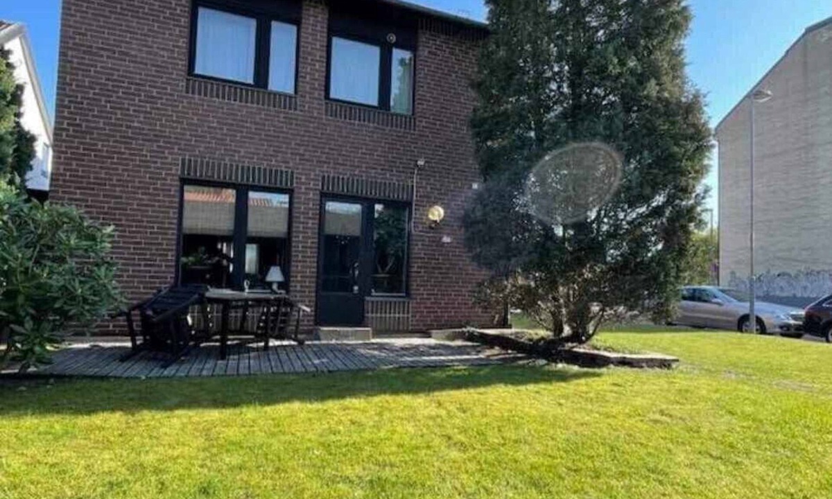 Raus Plantering House | Large and spacious holiday home in Helsingborg SE01071